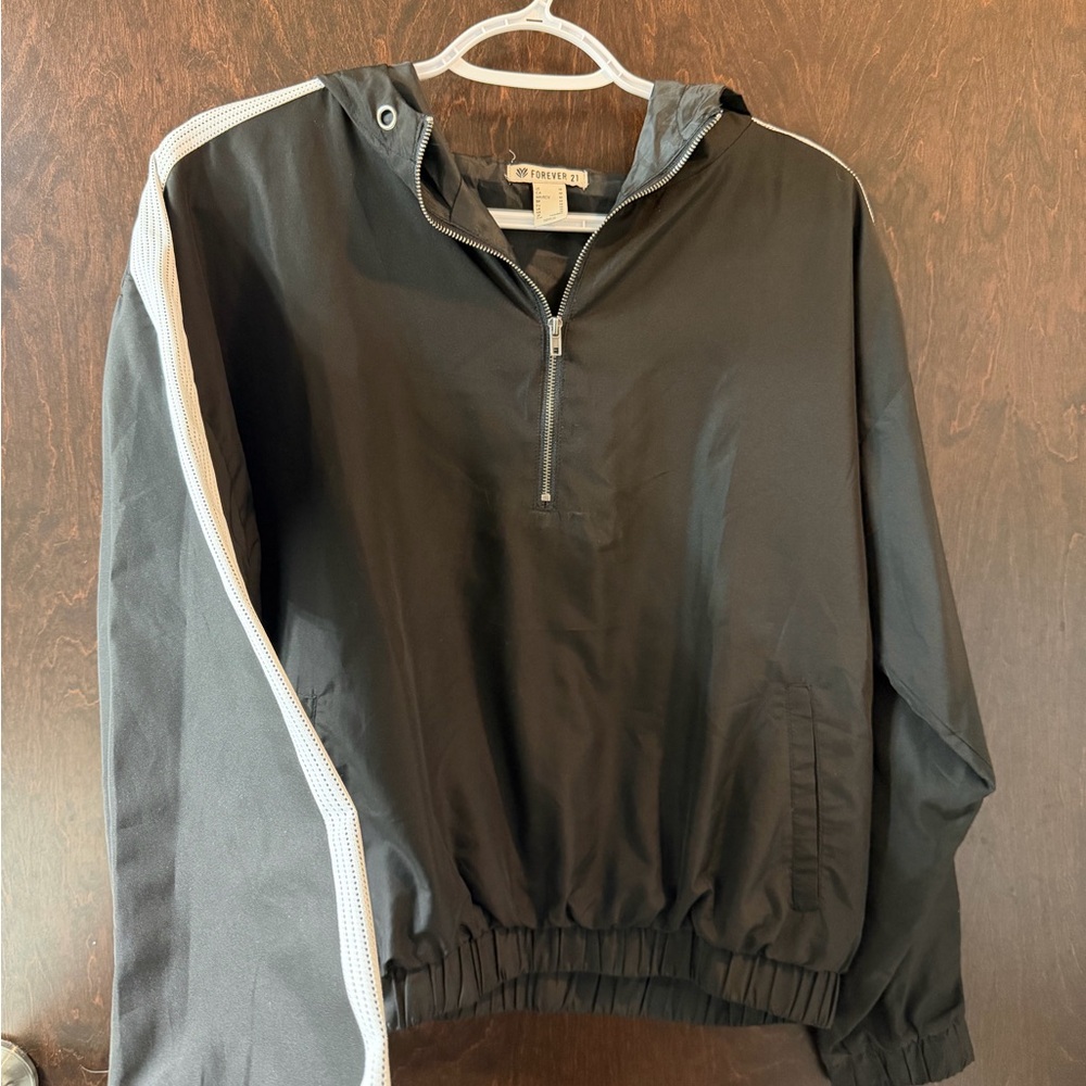 Forever 21 Cropped Wind Breaker